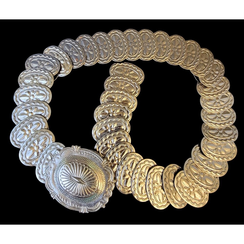 Stretchable Concho Belt of Overlapping Silver Tone Ovals Hook Buckle 29-40"